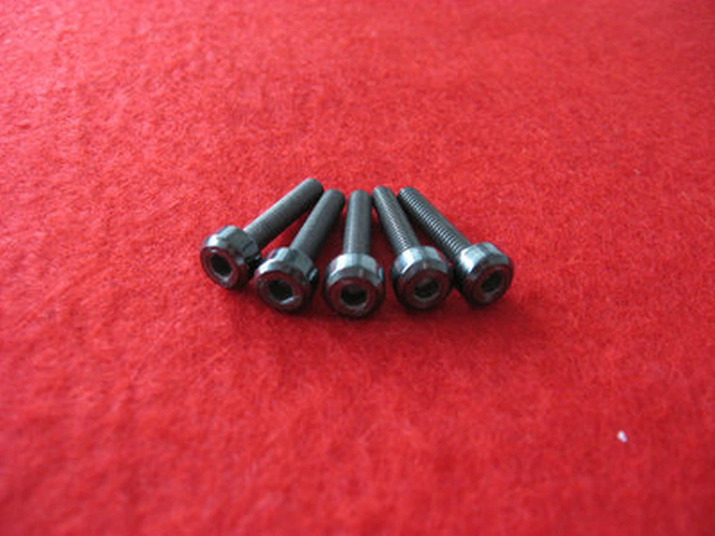 Factory Price Custom Black Zirconia Ceramic Screw Ceramic Bolt