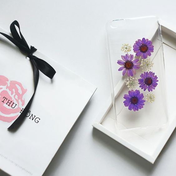 Transparent Floral Pressed Protective Back Cover for iPhone 7