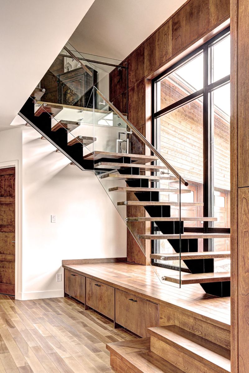 Modern Simple Staircase Design Wooden Treads Single Stringer Straight Stairs