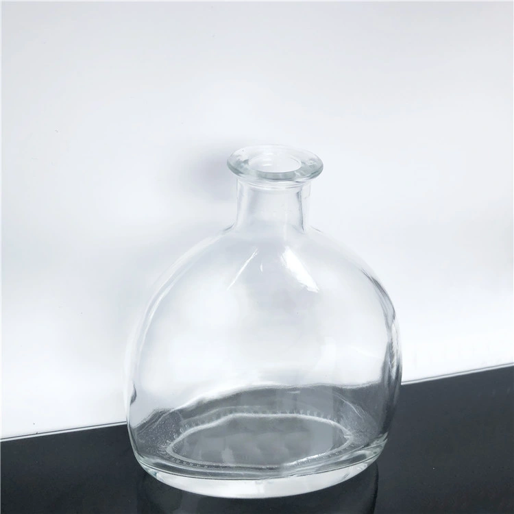 Wholesale Extra Flint Flat Liquor Glass Bottle 500ml for Whiskey Glass Bottle
