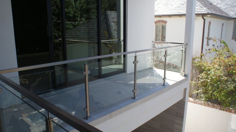Stainless Steel Glass Railing, Custom Tempered Glass Panels Balustrade Price