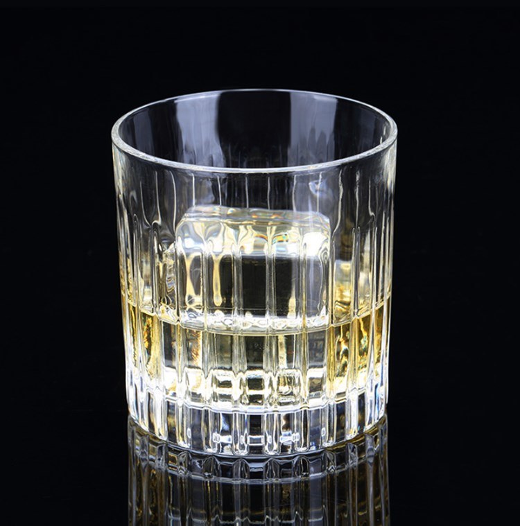 Scotch Round Whisky Glass Engraved Crystal Water Glass