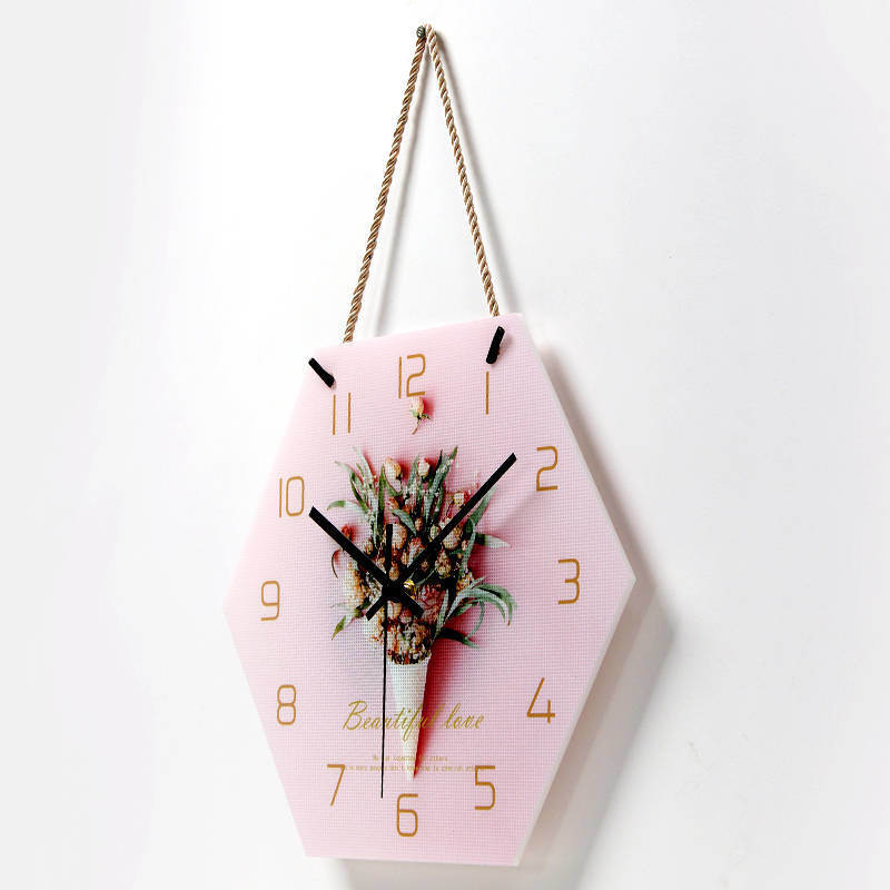 Hot Sale Creative Fashion Acrylic Wall Clock Organic Glass Clock