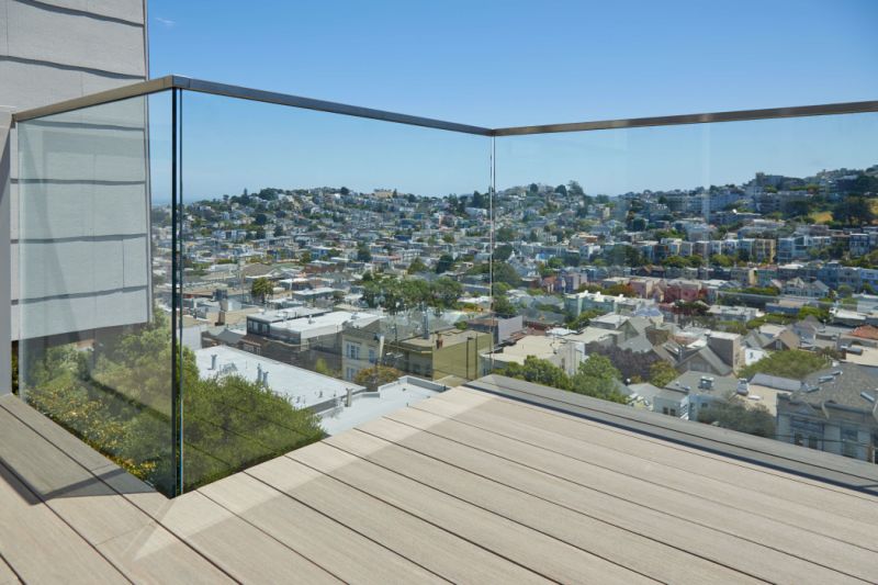 Balcony Stainless Steel Decking Frameless Glass Deck Railing