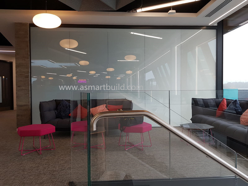 Pdlc Switchable Smart Privacy Glass for Glass Partition/Glass Wall/Movie Glass Screen with Best Quality Best Price