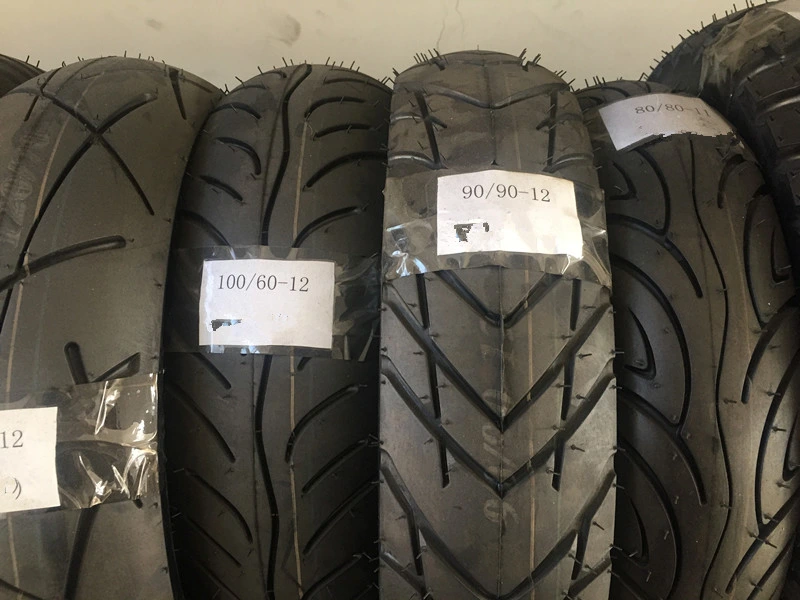 Best Quality Motorcycle Tires/Motorcycle Tyre for 275-17, 300-17 (Japan Technology)