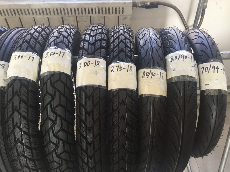 Best Quality Motorcycle Tires/Motorcycle Tyre for 275-17, 300-17 (Japan Technology)