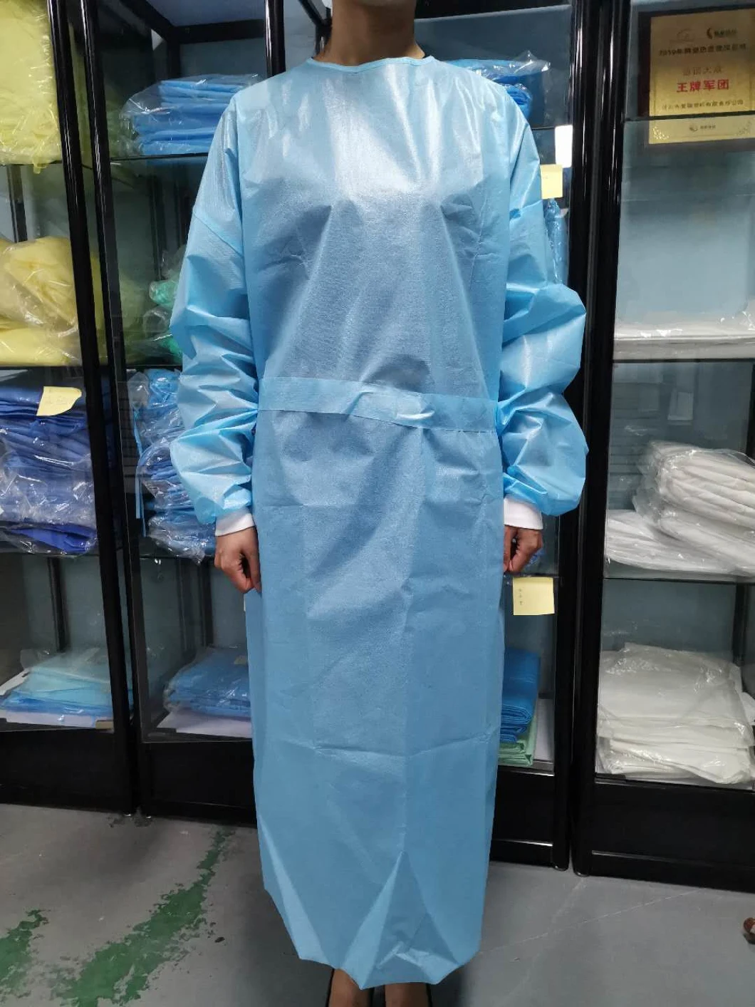 Low Price Disposable Isolation Gown Non Woven Polypropylene Yellow PP Isolation Gown