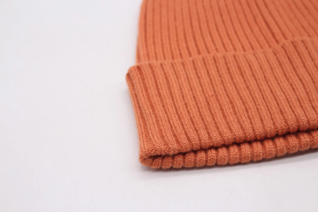 Wholesale Plain Acrylic Winter Warm Custom Bonnie Knit Cool Knitted Cap Plain Leather Beanie Hat