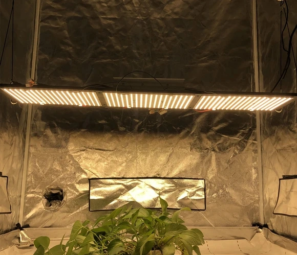 Spider 640W Farmer Quantum LED Grow Light for Grow Tent