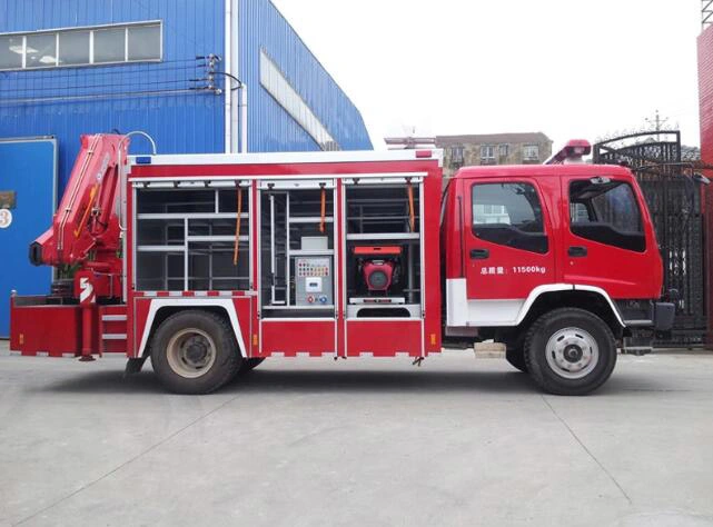 Isuzu Emergency Rescue Fire Vehicle Fvr 240HP 5tons Crane Rescue Fire Truck