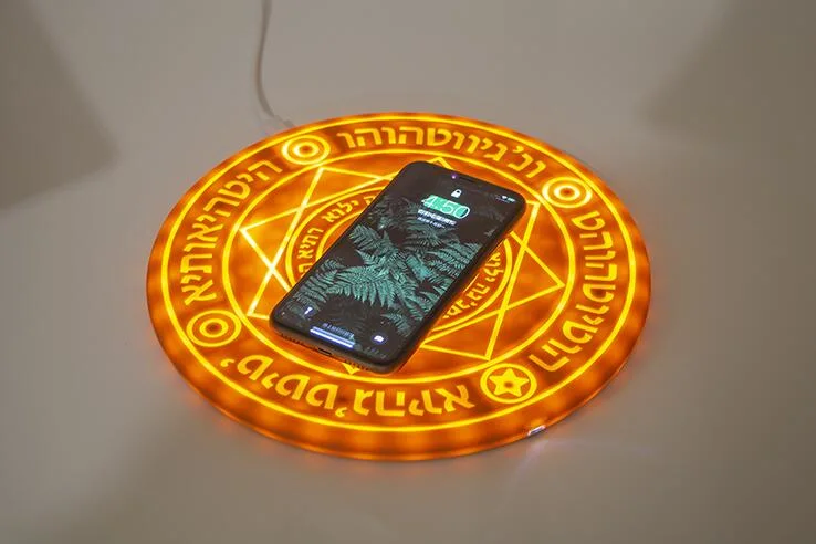 2019 Secondary Element Anime Magic Array LED Light Qi Wireless Charger