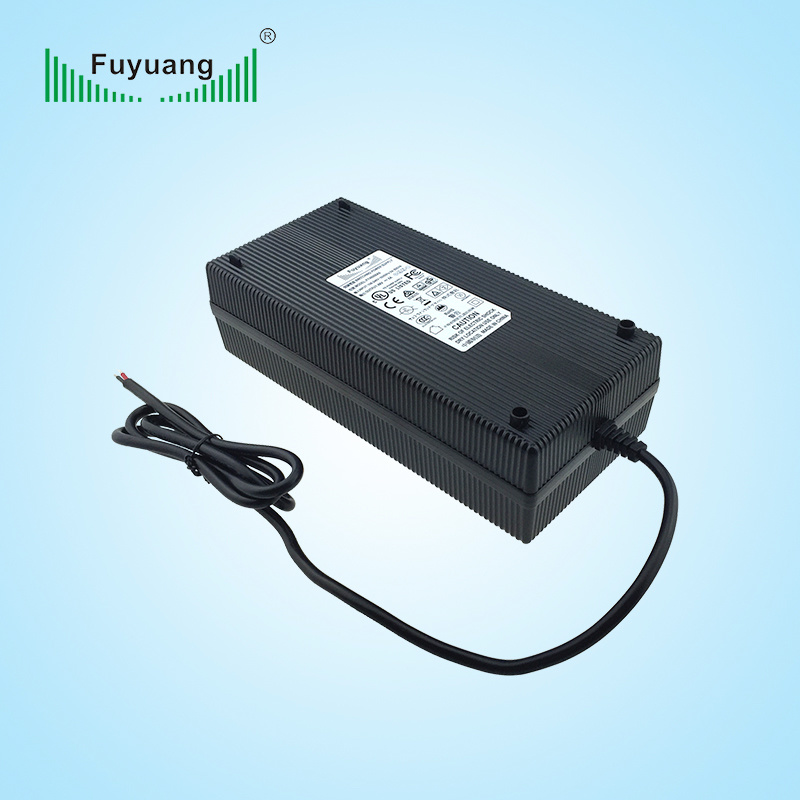 Ce, ETL, FCC Approved Lithium Battery Charger 29.4V Battery Charger 24V 10A