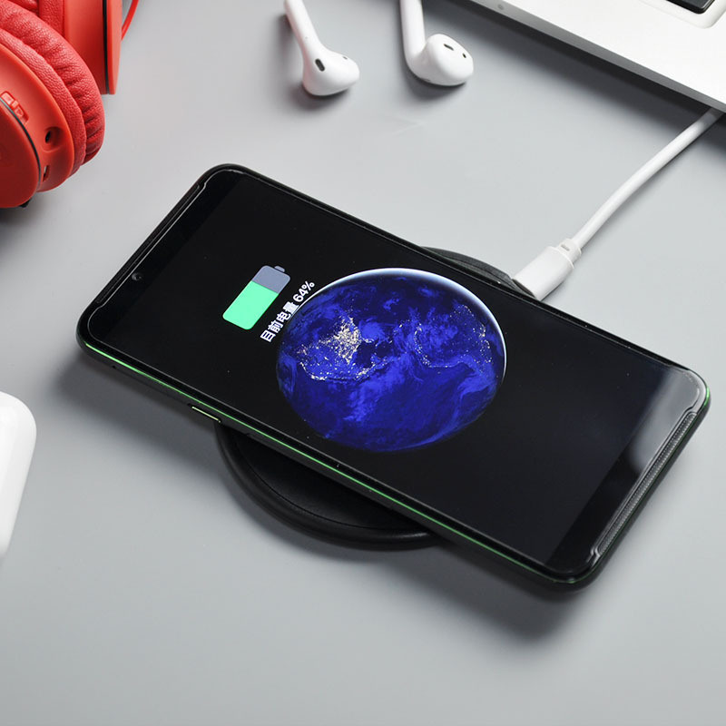 10W Qi Mobile Phone Fast Charging Wireless Charger for iPhone 11/Samsung
