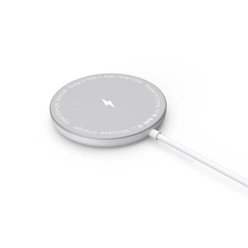 New Wireless Charger 15W Magnetic Wireless Charger for iPhone 12 iPhone 12 PRO Charger