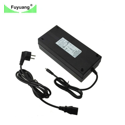 25.2V Rechargeable Battery Charger Power Bank for 6 Cells Lithium Battery Charger