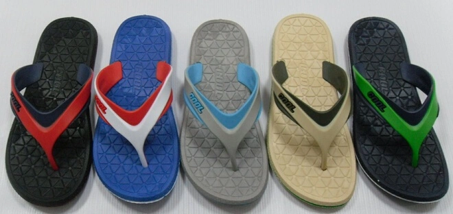 Mix Colour Men PVC Sandals Beach Slippers Flip Flops with Good Quality (FQF-58)