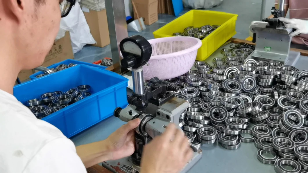 Chinese Bearing Manufacturer of All Kinds of Ball Bearings, Roller Bearing and Auto Bearings