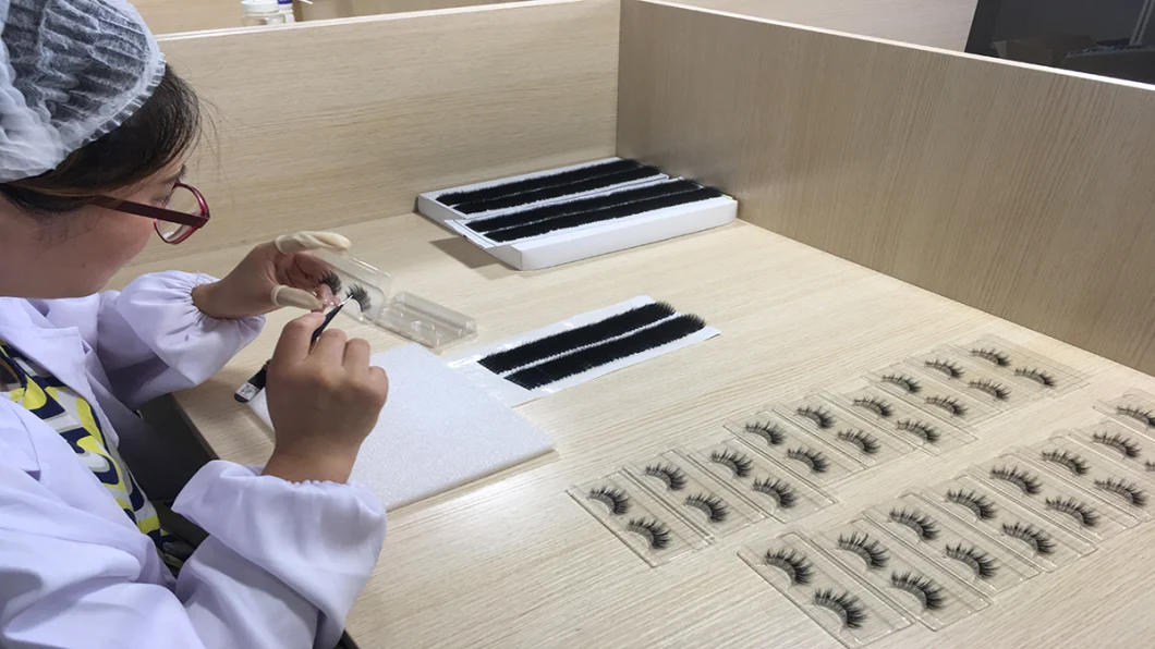 Wholesale 100% Real 3D Mink Eyelashes with Lashes Packaging Box
