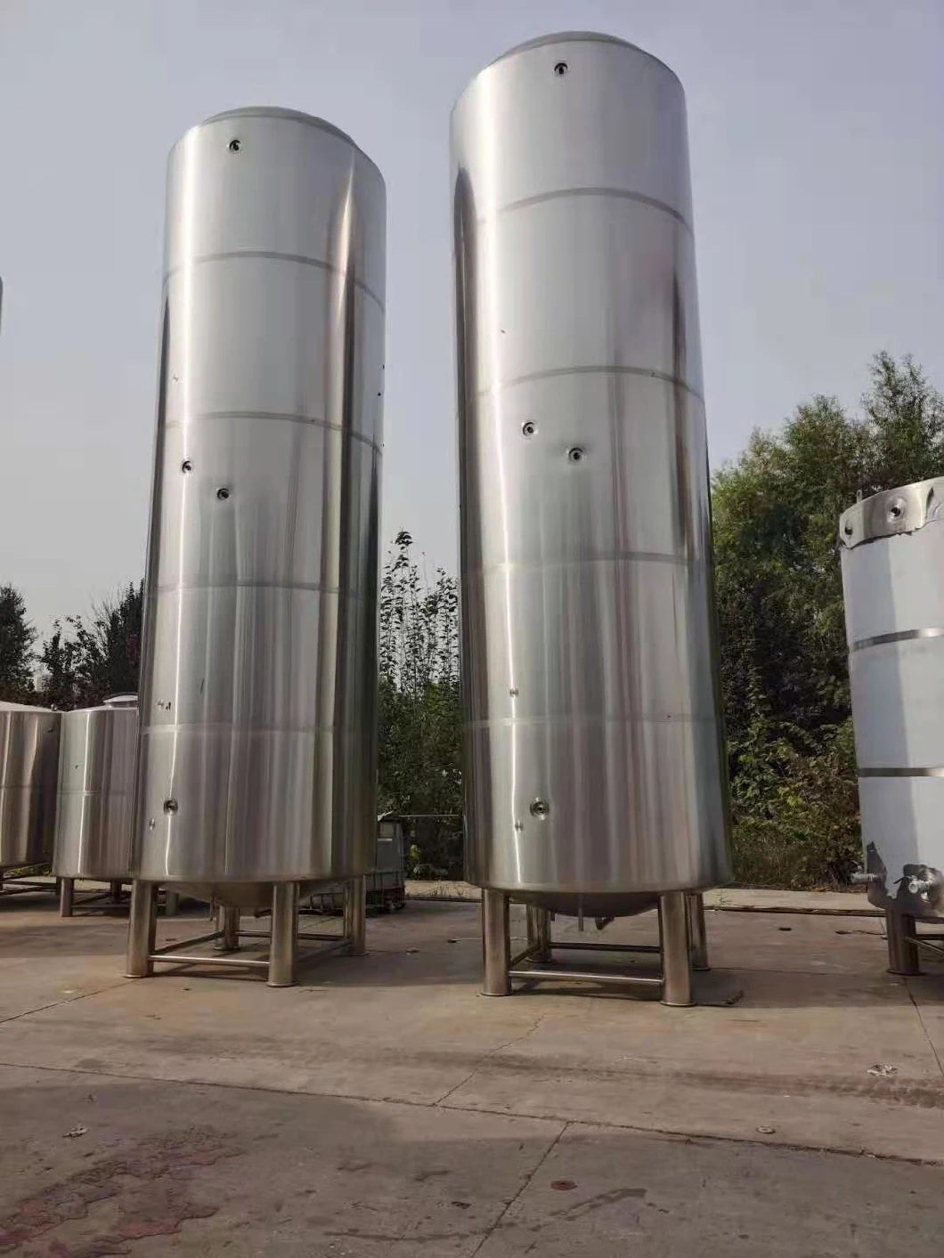 10000L 20000L Stainless Steel Beer Bright Tank Storage Tank with Cooling Jacket