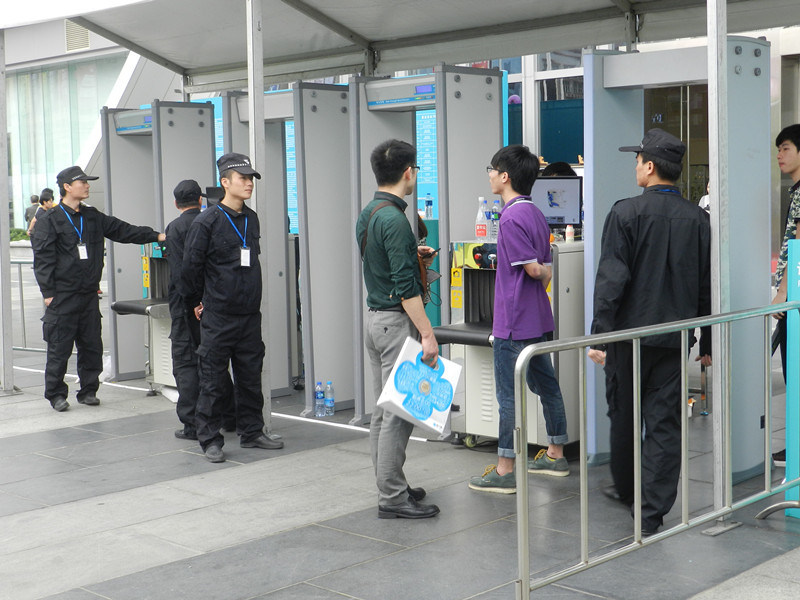Security Body Scanner Walk Through Metal Detector for Airport