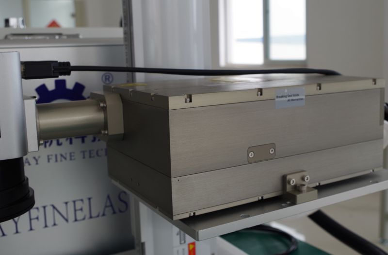 Top Quality UV Laser Marking Machine with Ce FDA (3W 5W 10W)