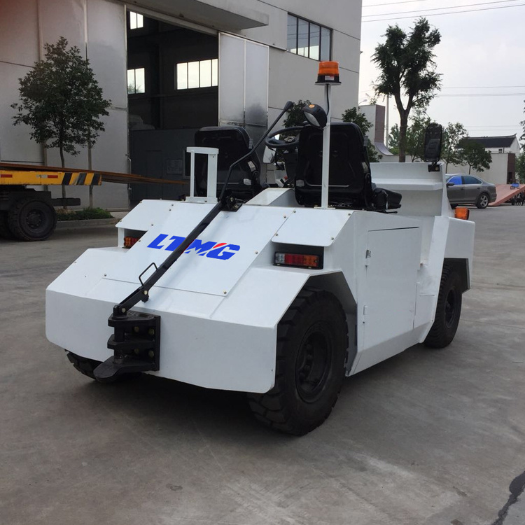 Airport Equipment Small 2 Ton Electric Luggage Tractor