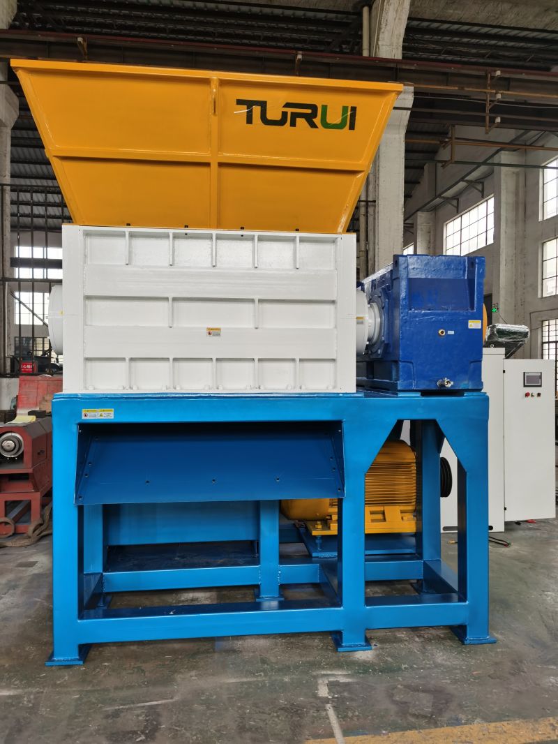 Recycling Machine/Shredder Machine Ensure Safety and Stability