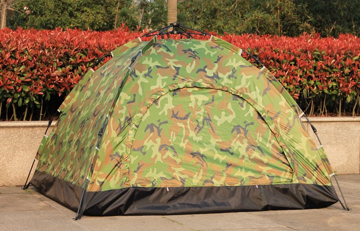 Outdoor 4 Man Pop up Camouflage Waterproof Camping Tent with Four Pine Poles