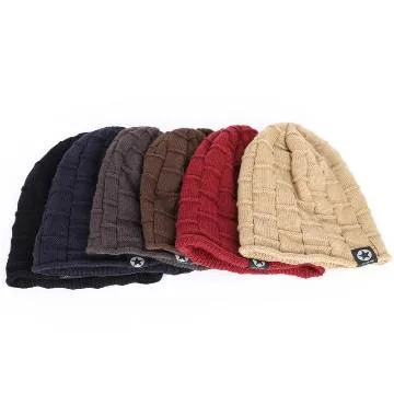 Fashion Popular Acrylic Winter Adult Knitted Sport Beanie Hat