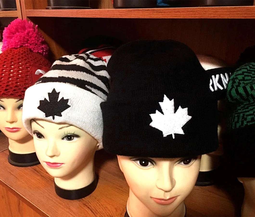 Canadian Maple Leaf Embroidered Logo Winter Warm Beanie Hat Black Jacquard Embroidered Knitted Cap