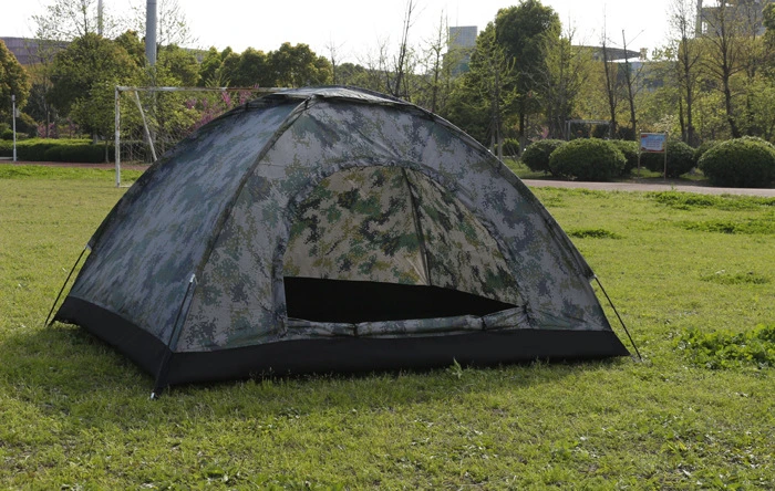 Outdoor 4 Man Pop up Camouflage Waterproof Camping Tent with Four Pine Poles