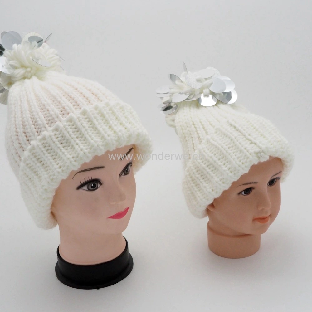 New Fashion off White Acrylic Top Sequin POM Knitted Winter Beanie Hat