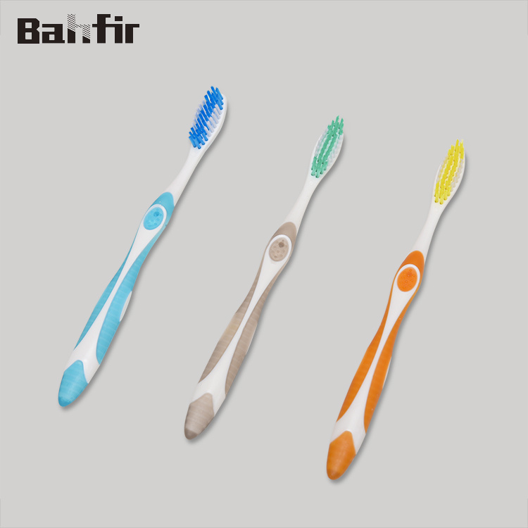 Hot Selling Daily Use Toothbrush Home Use for Adult