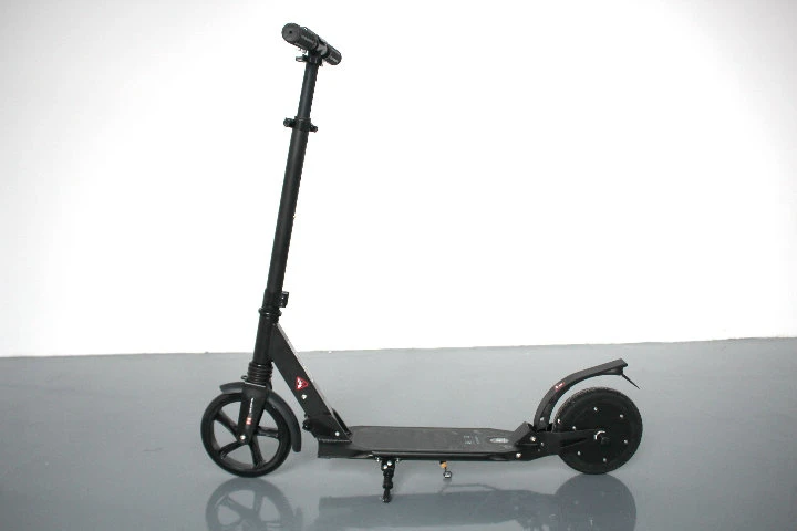 Lithium Battery Aluminum Frame Less Weight Foldable Scooter Scooter Adult