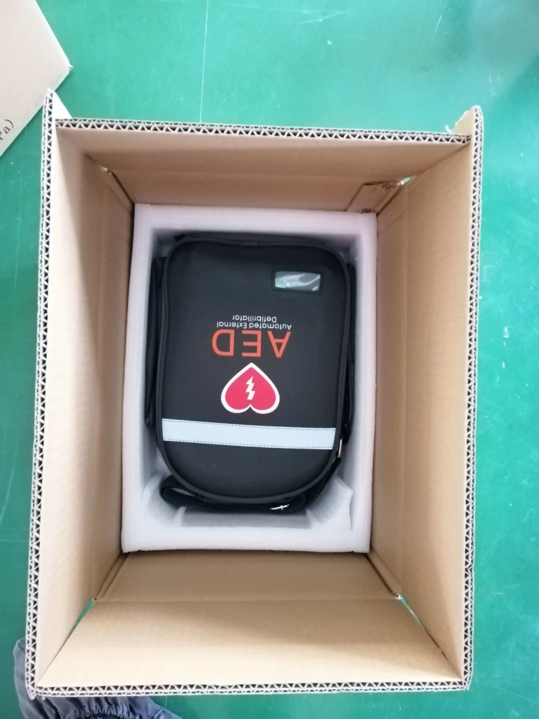 Portable Biphasic ECG Cardiac Aed Defibrillator Monitor Price