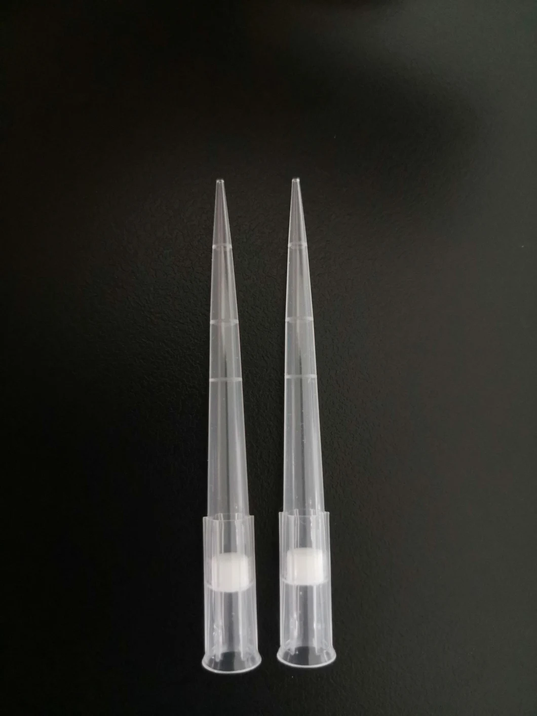 Certificated Pipette Tips with Filter Dnase&Rnase Free Autoclaved Sterilized