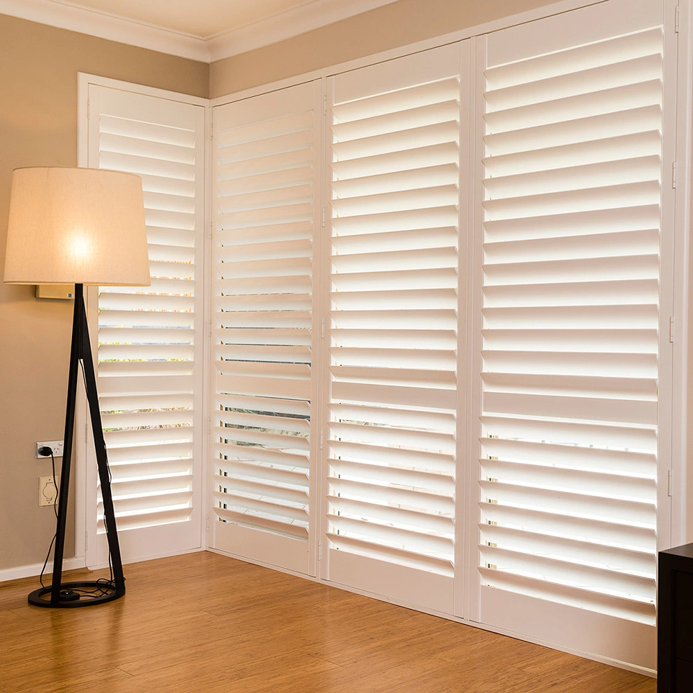 Custom White Indoor Wood Window Blinds Folding Plantation Window Shutters