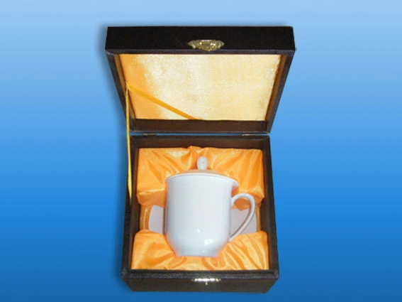 Wholesale 9oz Bone Porcelain Ceramic Mug Saucer with Cover