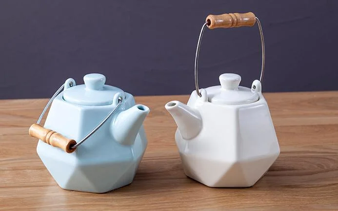 OEM Ceramic Tea Pot with Rope White Coffee Pot Colorful Porcelain Tea Pot
