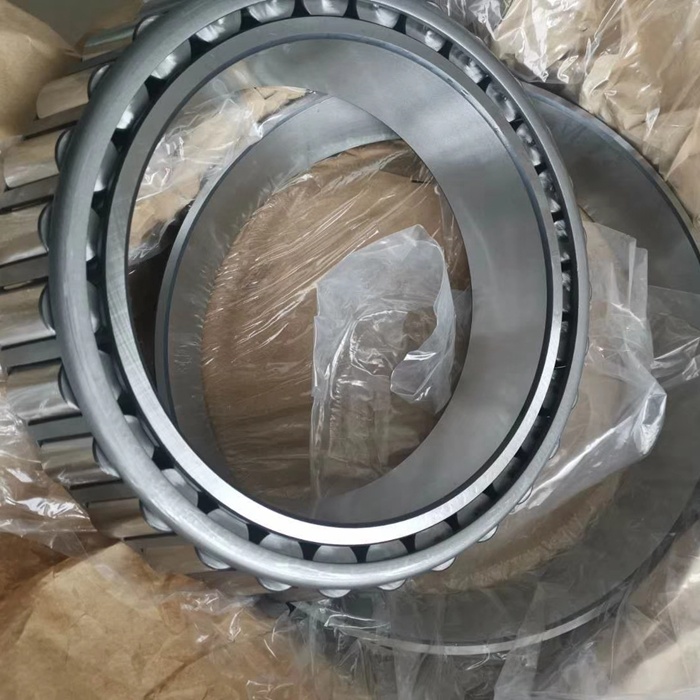 Chik Brand High Quality Tapered Roller Bearing 30318 Roller Bearings for Machinery