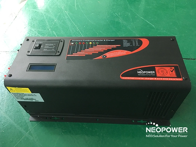 DC/AC Power Inverter 1000W with 70A Charger