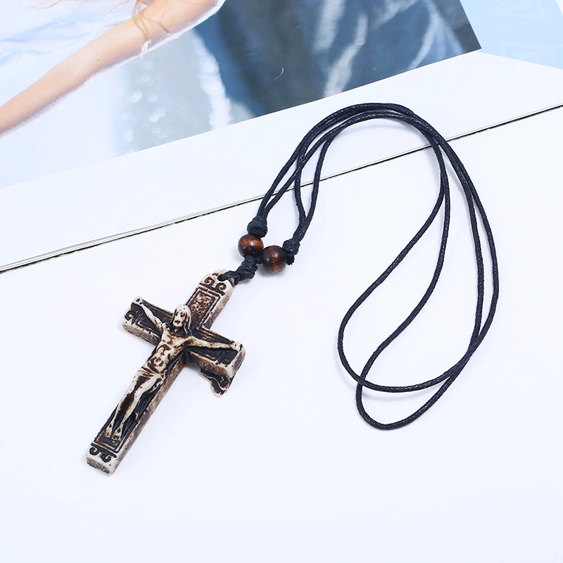 2019 New Design Man Resin Jesus Cross Jewelry Gothic Style Retro Pendant Necklace