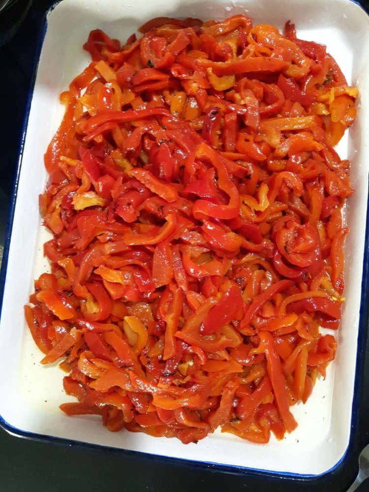 Canned Roasted Bell Pepper Slice, Whole, Red, Green
