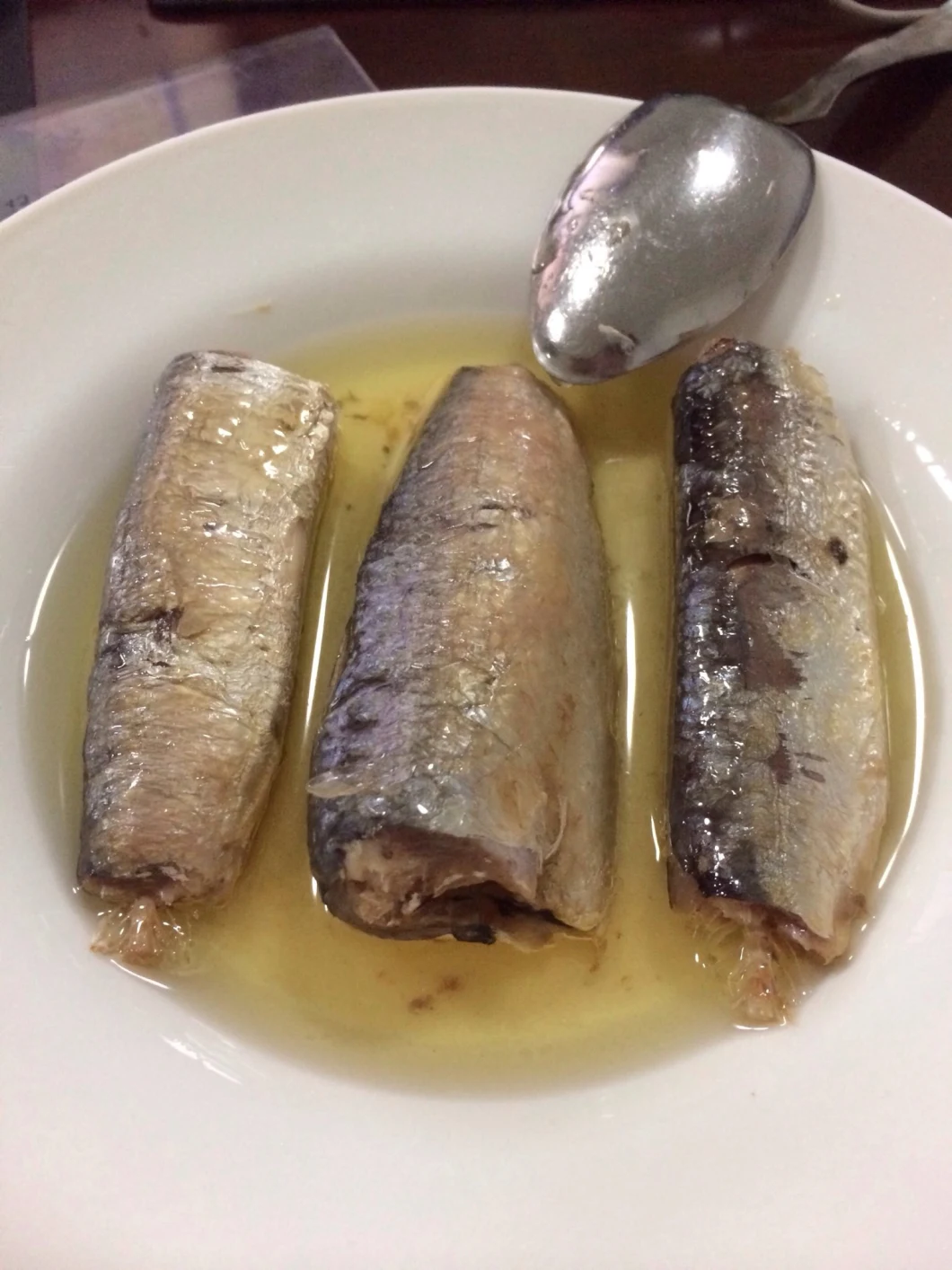 Hot Selling Canned Fish Canned Sardines in Vegetable Oil 155g