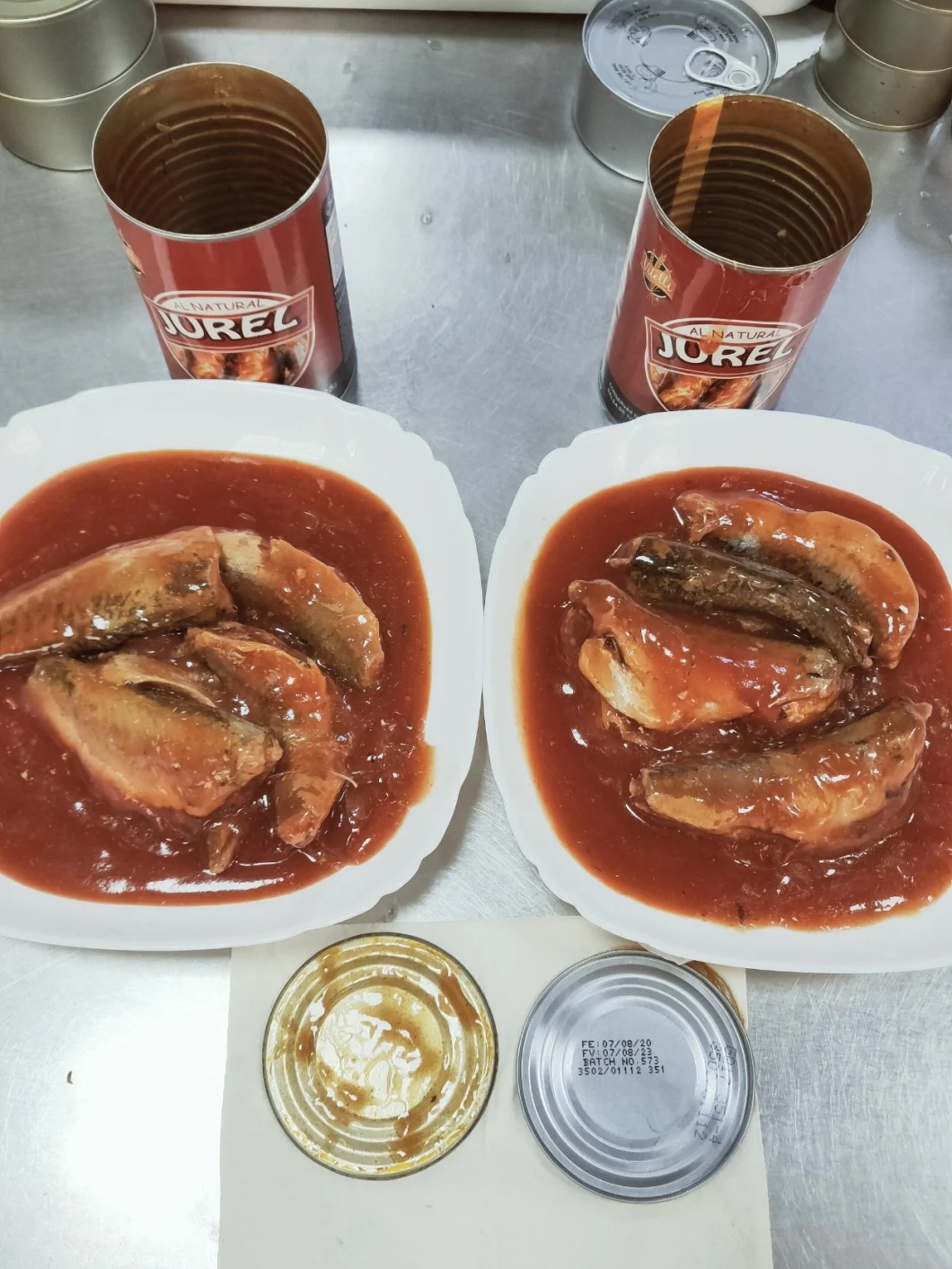 China Canned Fish Canned Mackerel in Tomato Sauce 425g