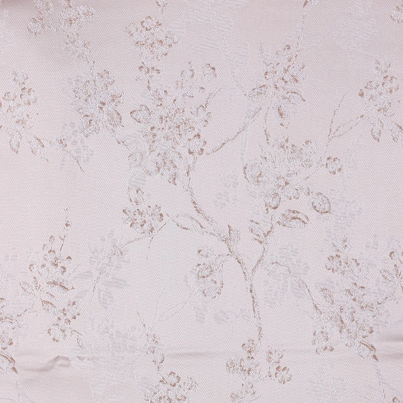 High Quality Embroidered 100% Polyester Jacquard Cloth Sofacloth European Lace Tea Sofa Cloth Readymade Sofacloth