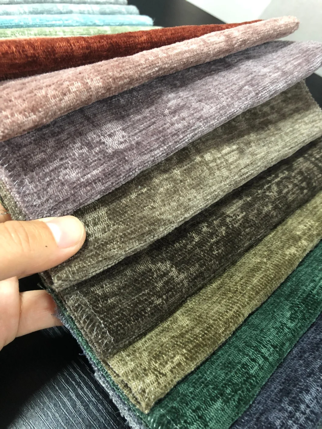320GSM Polyester Chenille Fabric Sofa Fabric Upholstery Fabric Furniture Fabric (ZN236)