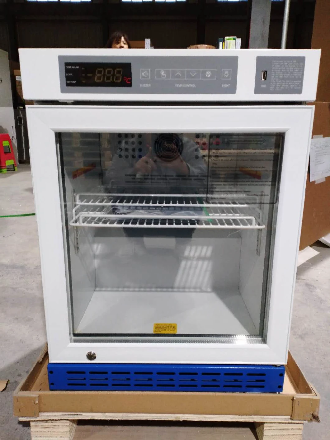 408L Blood Bank Refrigerator Medical Cryogenic Equipments -86c Ult Freezer Battery Operated Vaccine Blood Refrigerator