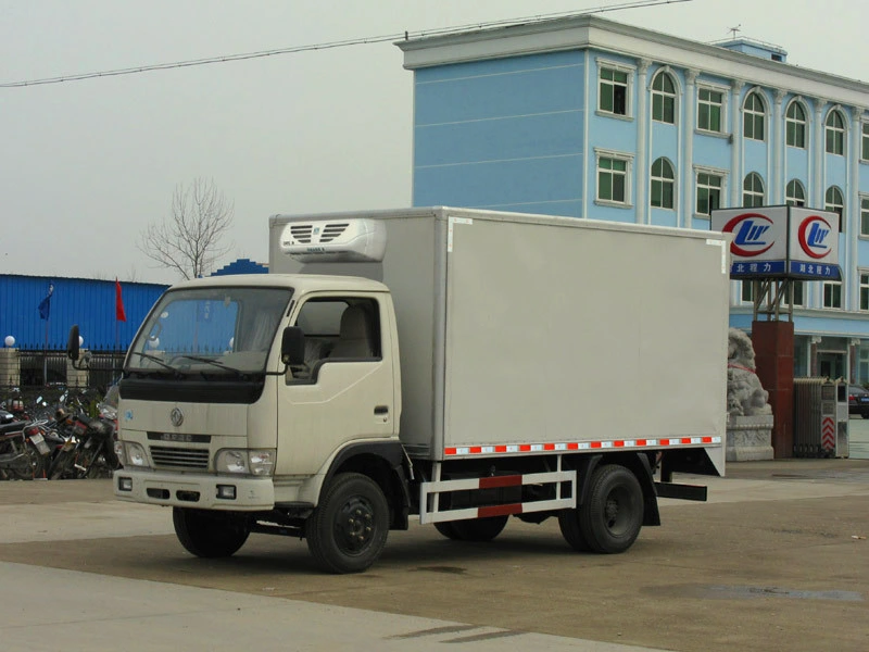 Dongfeng 4*2 Refrigerator Car Refrigerator Van Refrigerator Box Truck